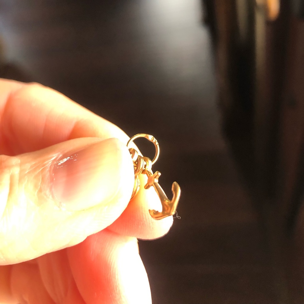 Vintage Faith, Hope & Charity Gold Charm Pendant Cross, Anchor, Heart - Picture 5 of 7